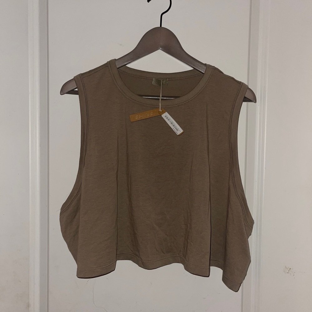 SKIMS Boyfriend Crop Tank Top —> Brand New w / Tags XXXL